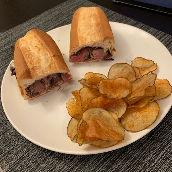 Roast Beef Sandwich with Homemade Potato Chips